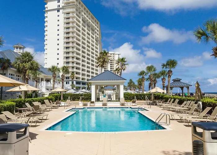Club 708d Apartment