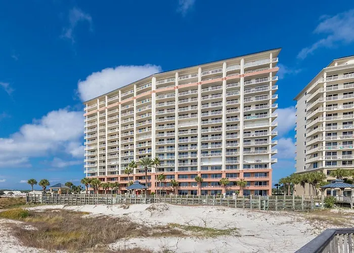 Club 708d Apartment
